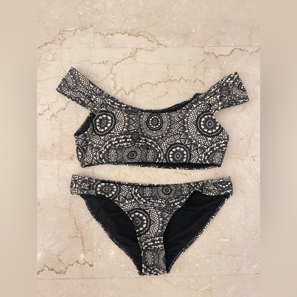 Coral Tropics Black and Cream Lace Off the shoulders Bikini Set Two Piece